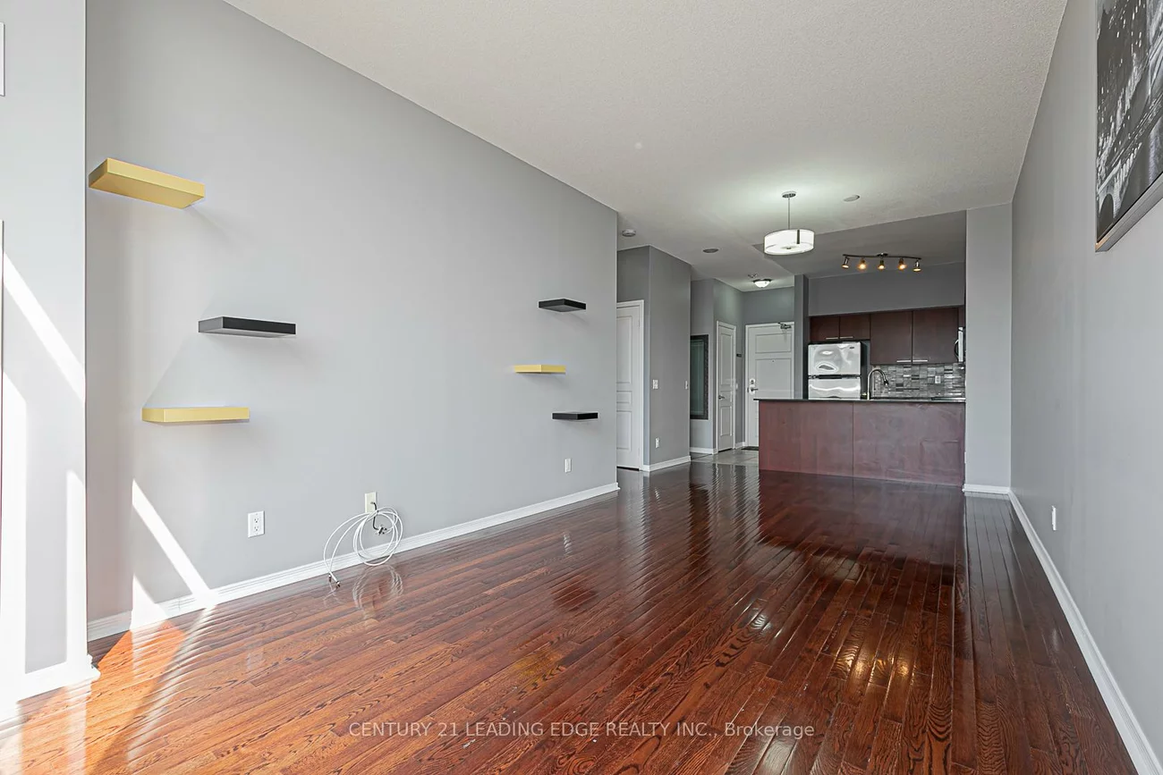 350, Red Maple, Langstaff, Richmond Hill