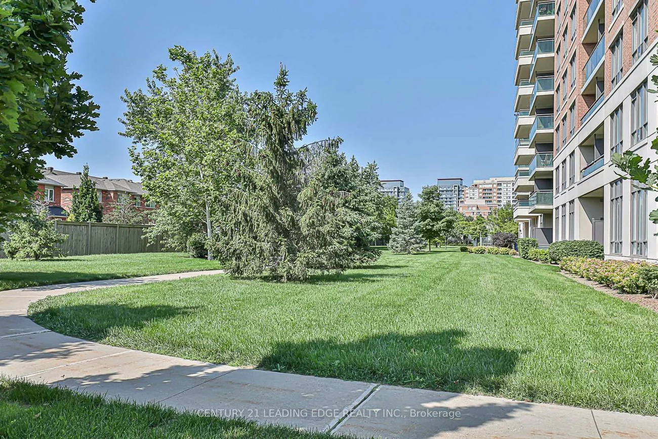350, Red Maple, Langstaff, Richmond Hill