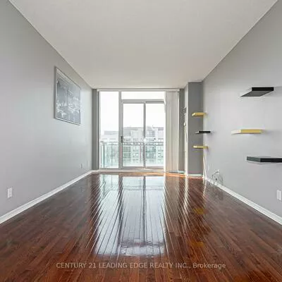 350, Red Maple, Langstaff, Richmond Hill