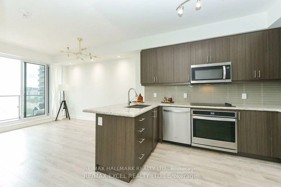 9618, Yonge, North Richvale, Richmond Hill