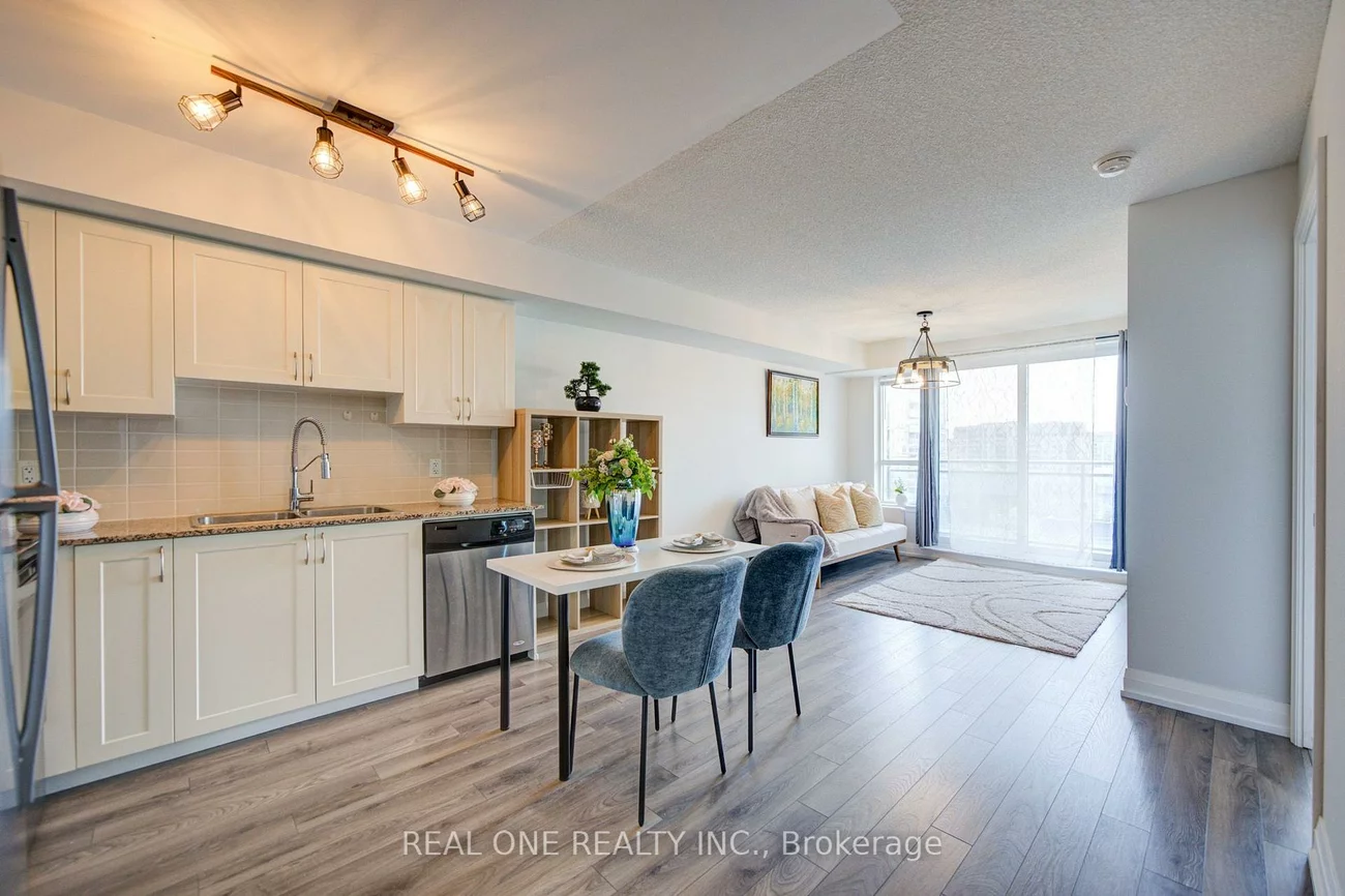 372, Highway 7 E, Doncrest, Richmond Hill