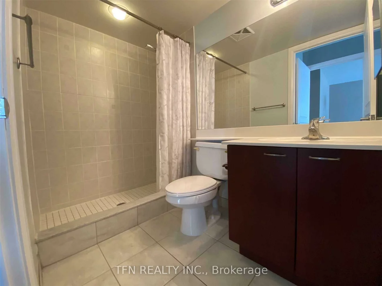 310, Red Maple, Langstaff, Richmond Hill
