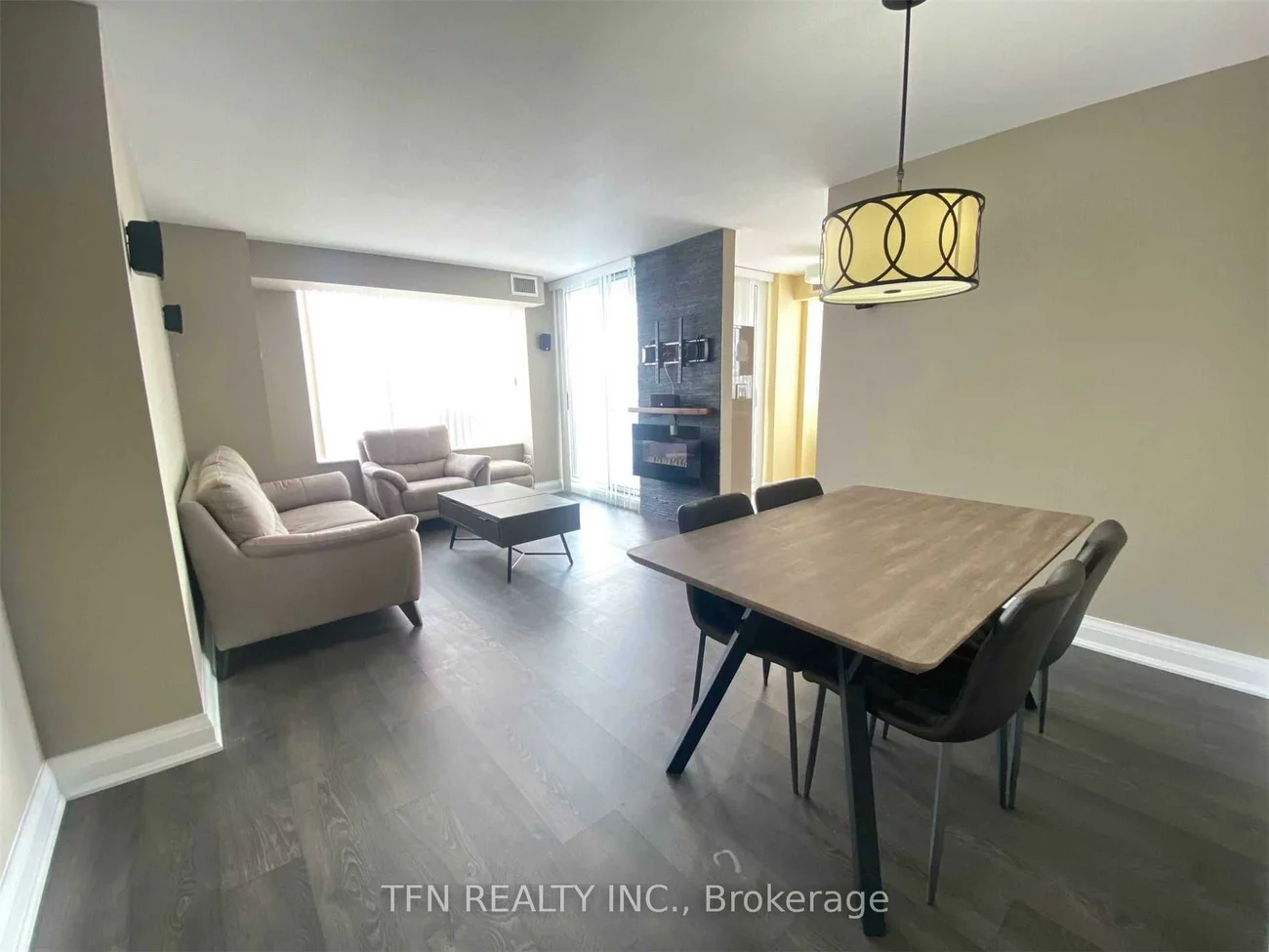 310, Red Maple, Langstaff, Richmond Hill