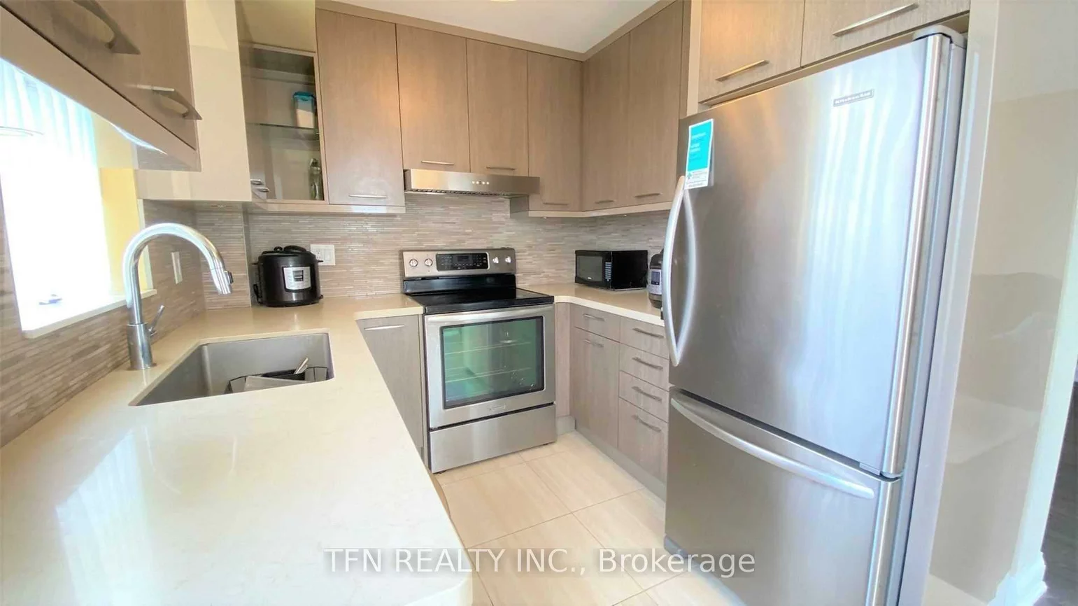 310, Red Maple, Langstaff, Richmond Hill