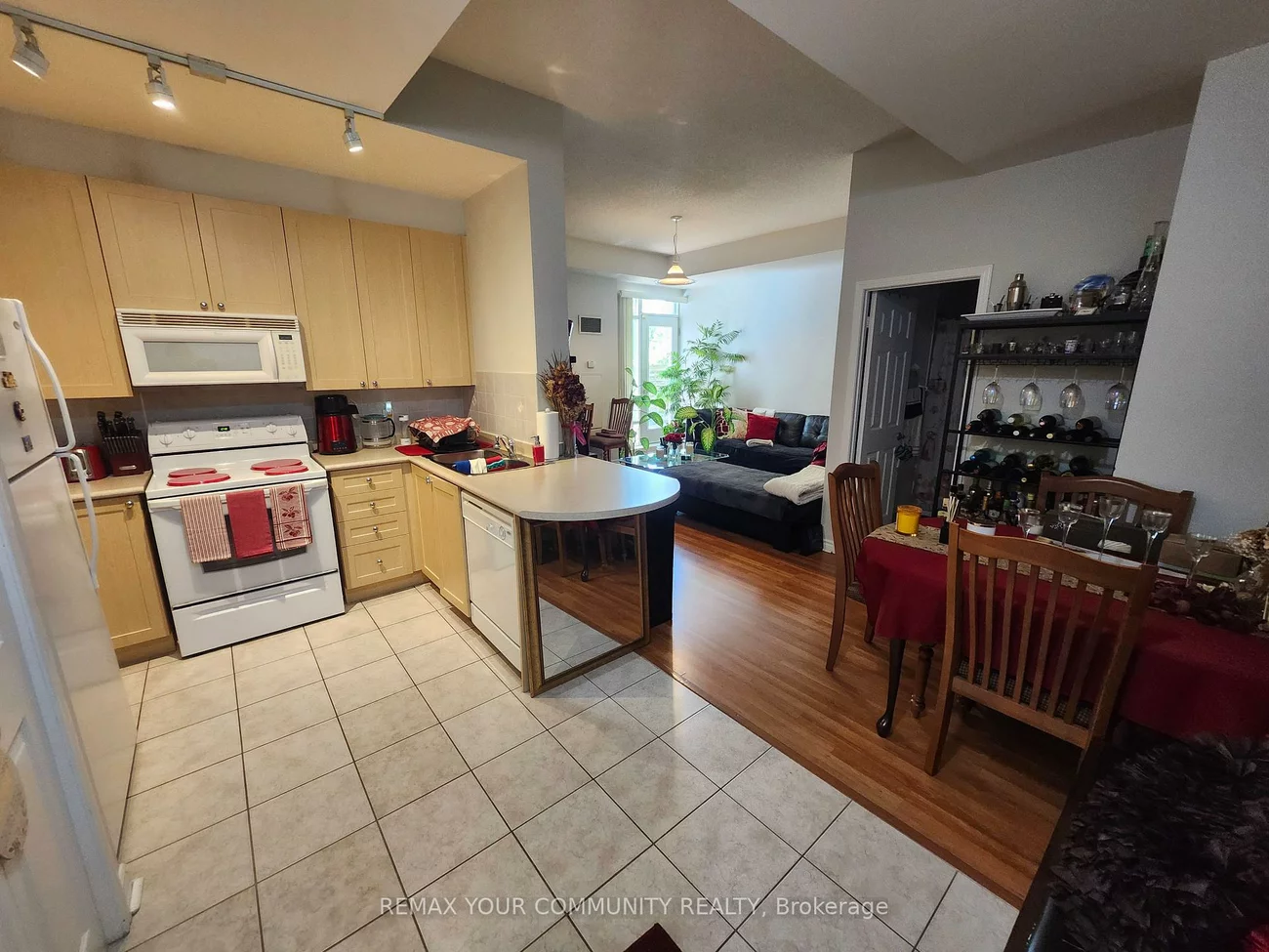 11121, Yonge, Devonsleigh, Richmond Hill