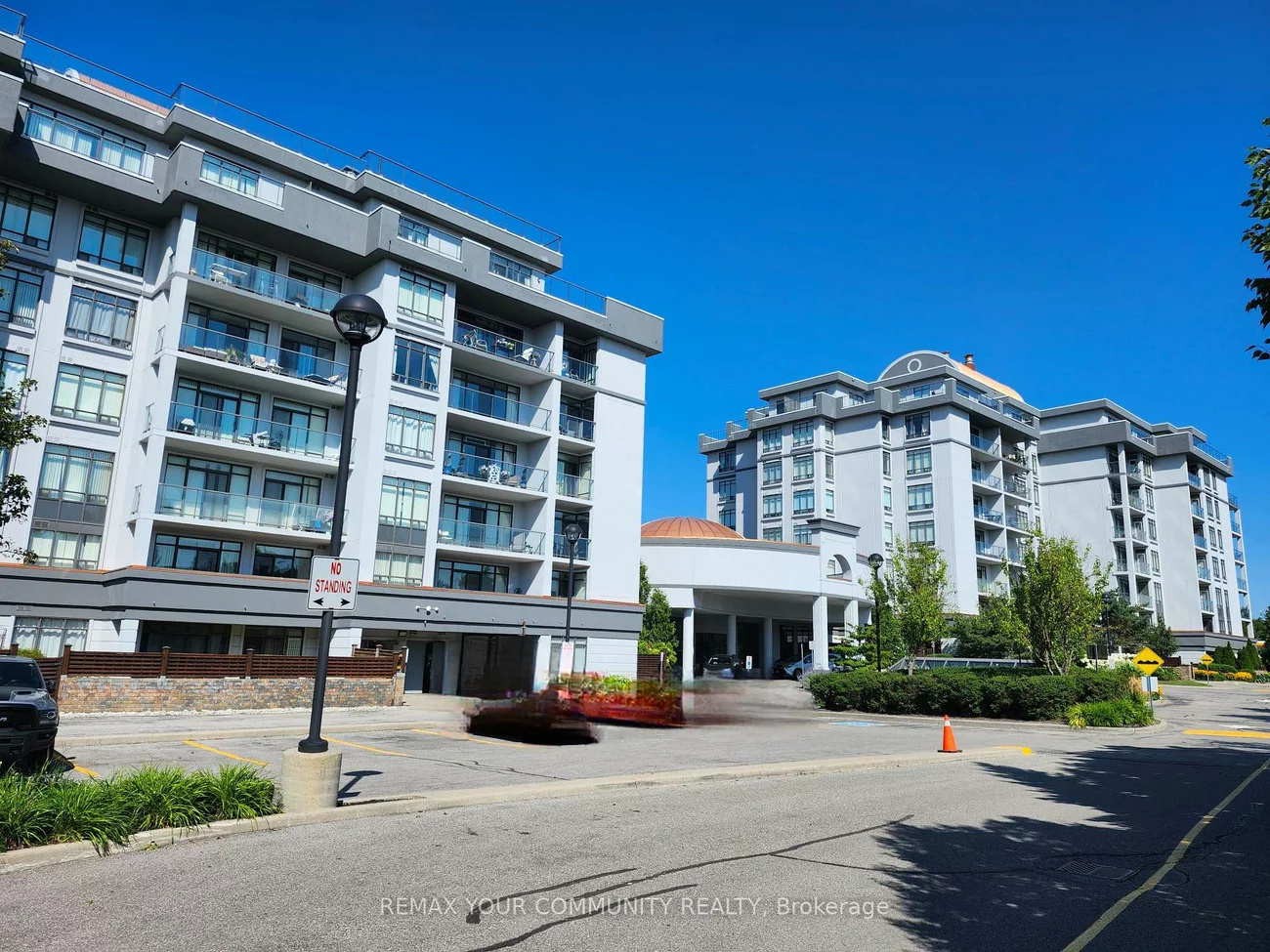 11121, Yonge, Devonsleigh, Richmond Hill