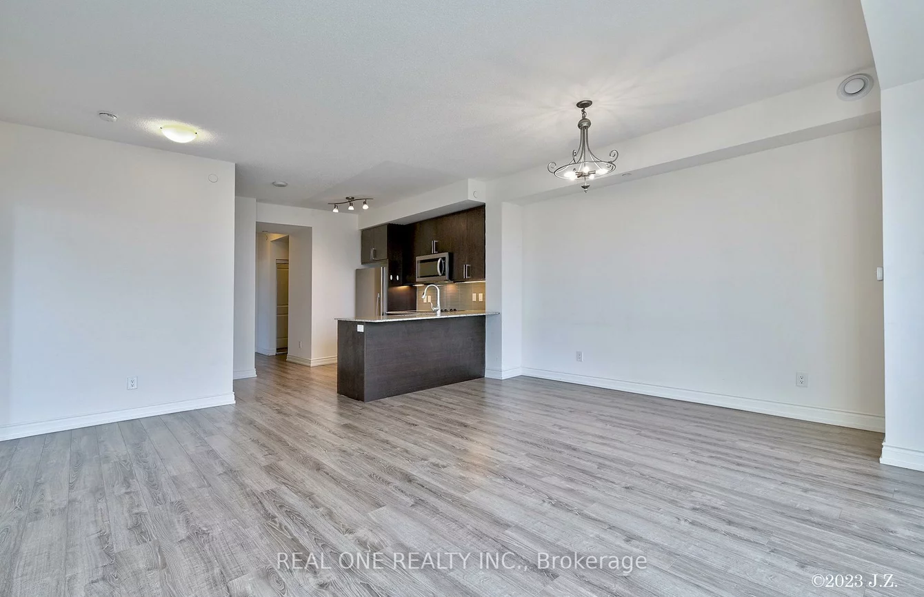 9608, Yonge, North Richvale, Richmond Hill