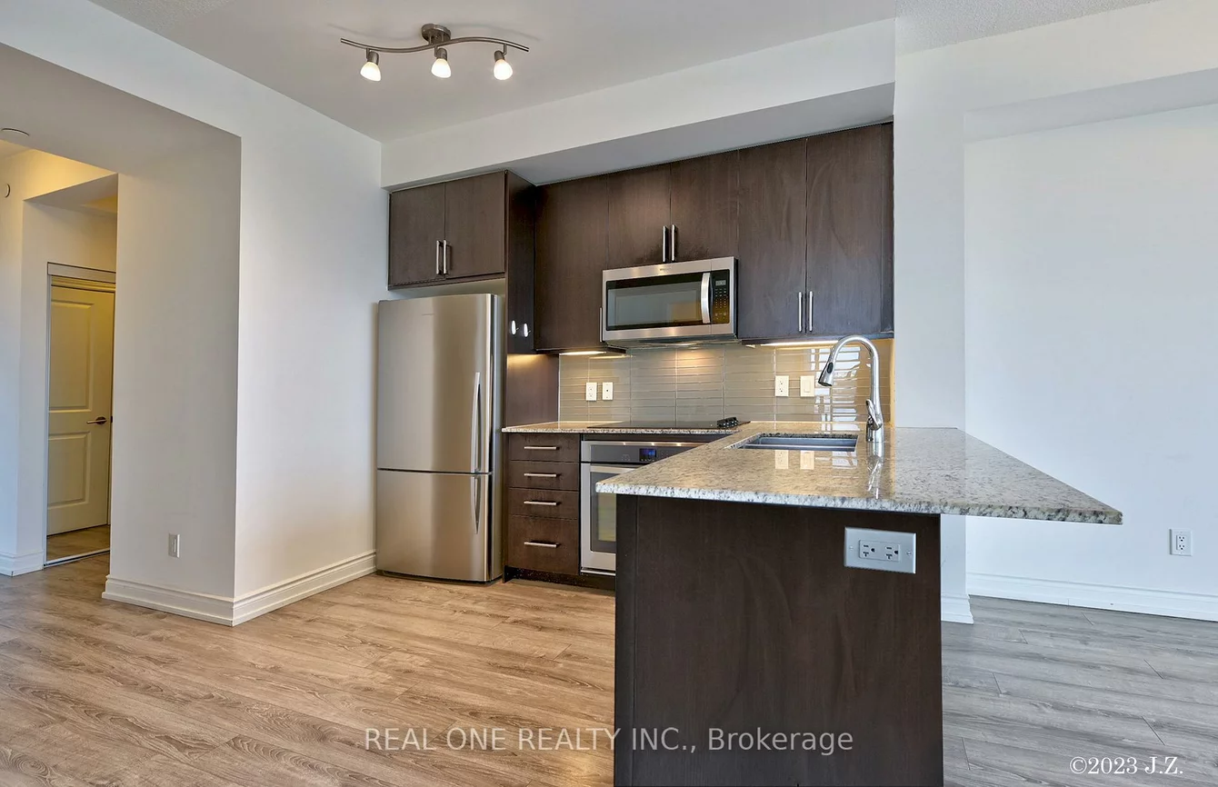 9608, Yonge, North Richvale, Richmond Hill