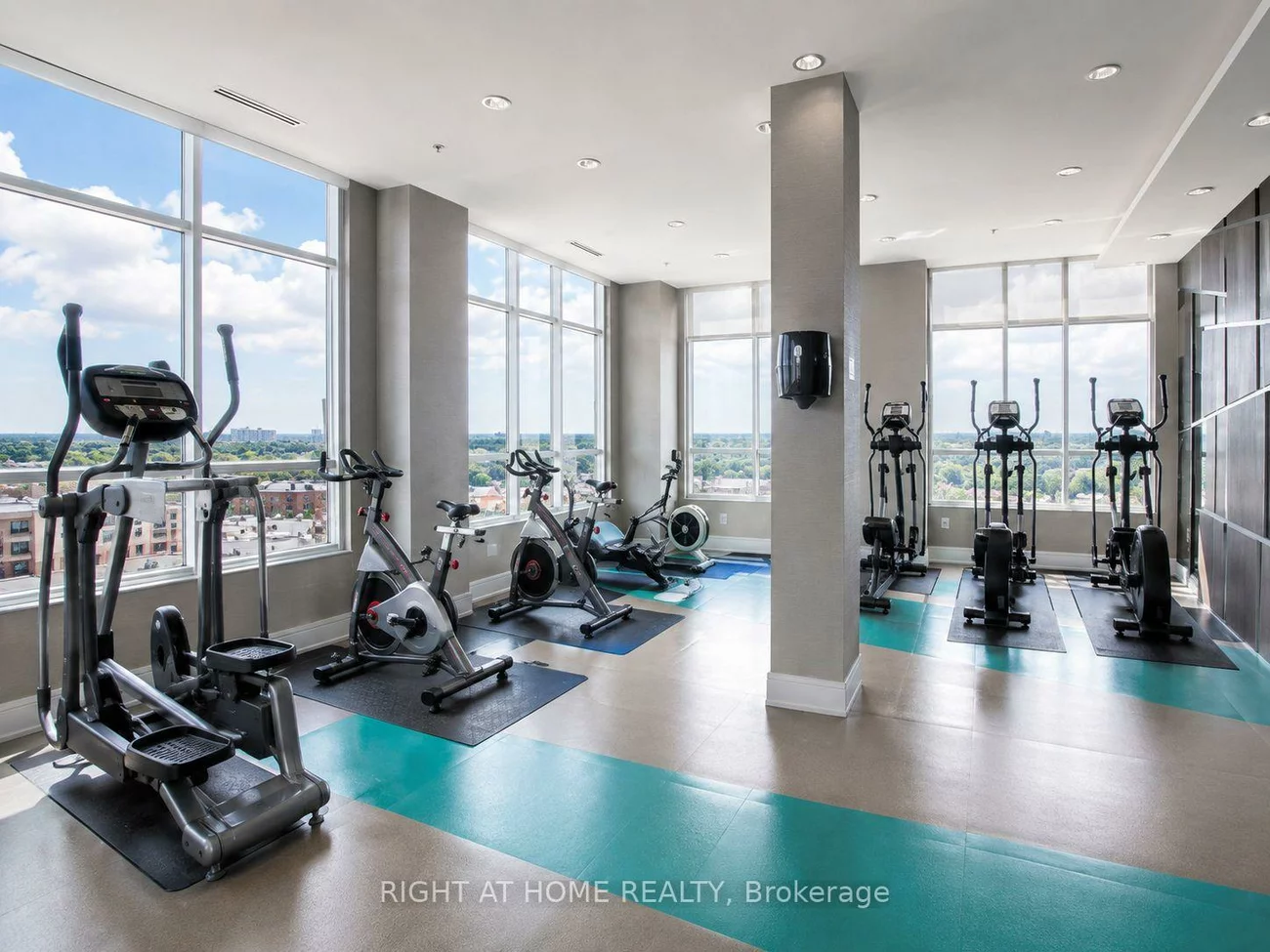 9191, Yonge, Langstaff, Richmond Hill