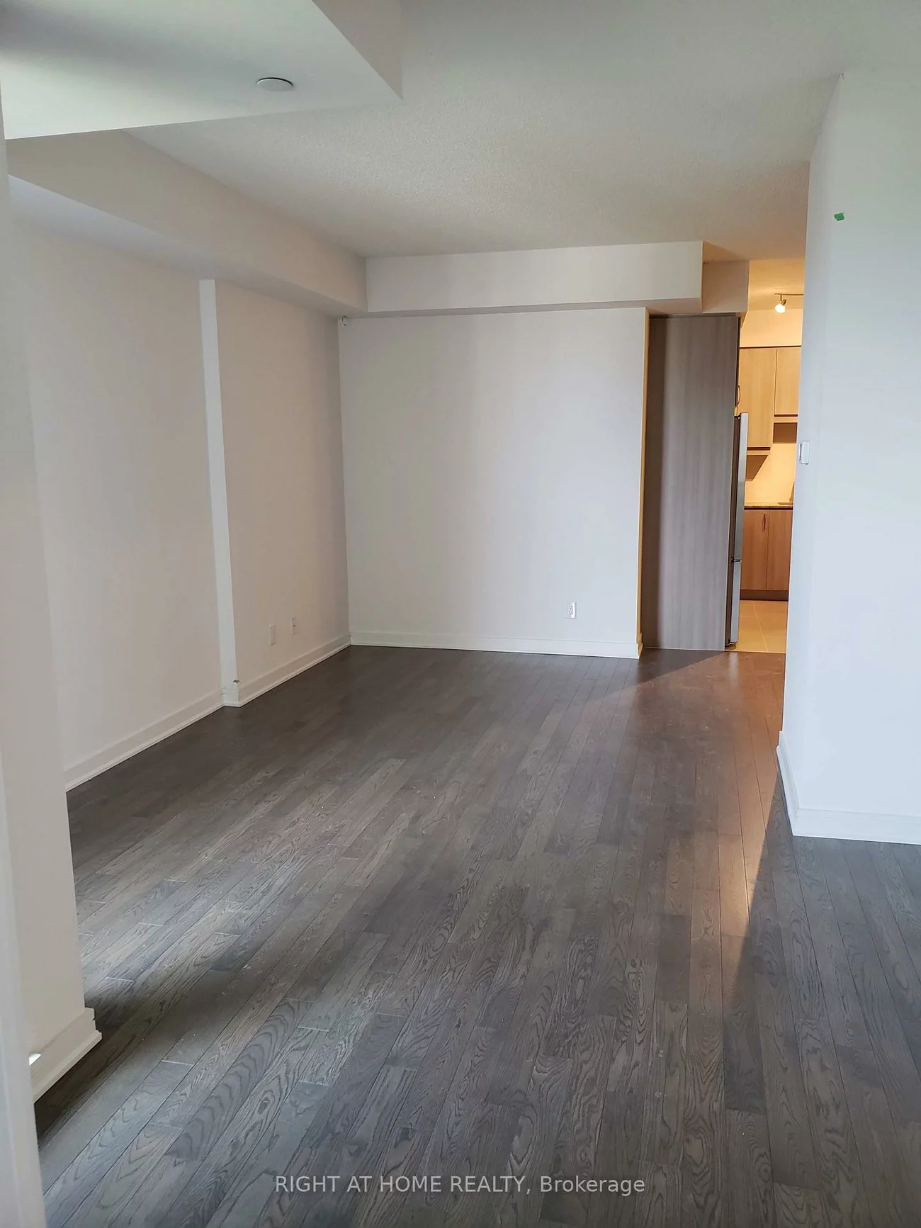 9191, Yonge, Langstaff, Richmond Hill