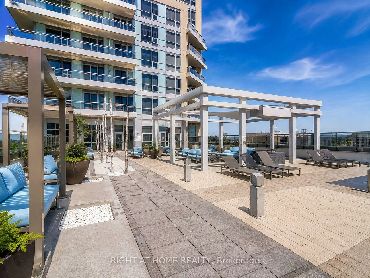 9191, Yonge, Langstaff, Richmond Hill