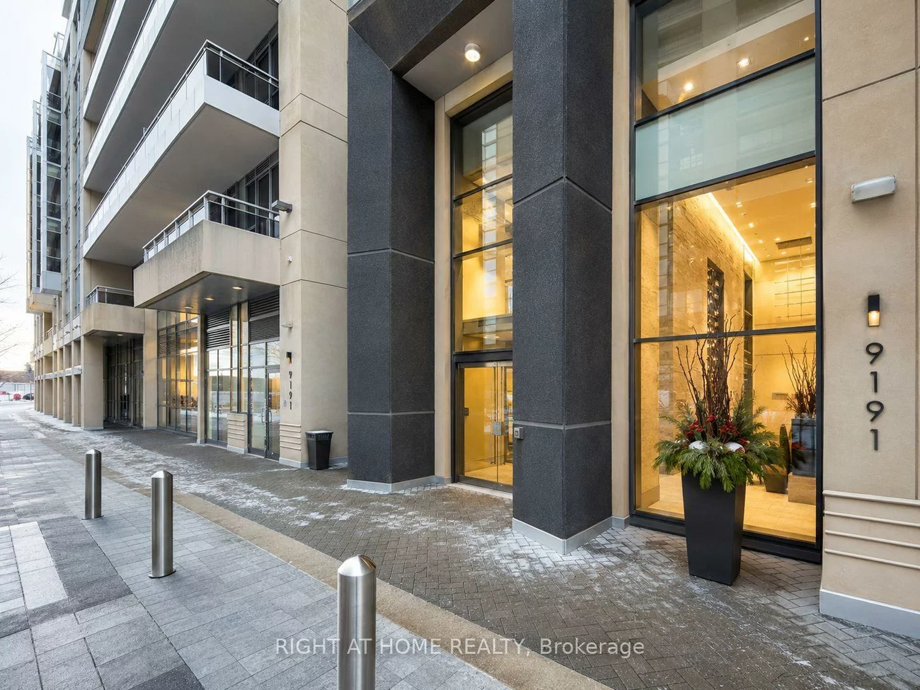 9191, Yonge, Langstaff, Richmond Hill