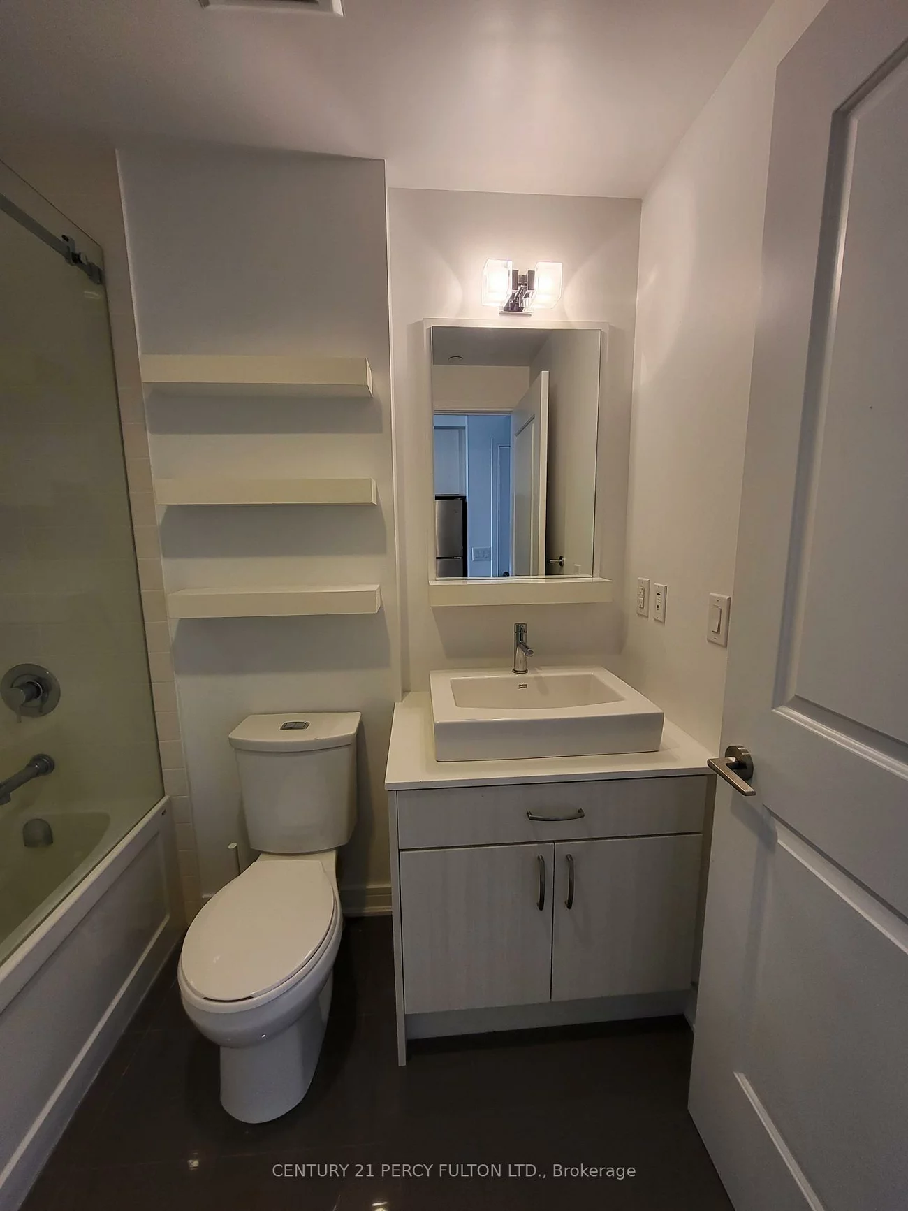 9201, Yonge, Langstaff, Richmond Hill