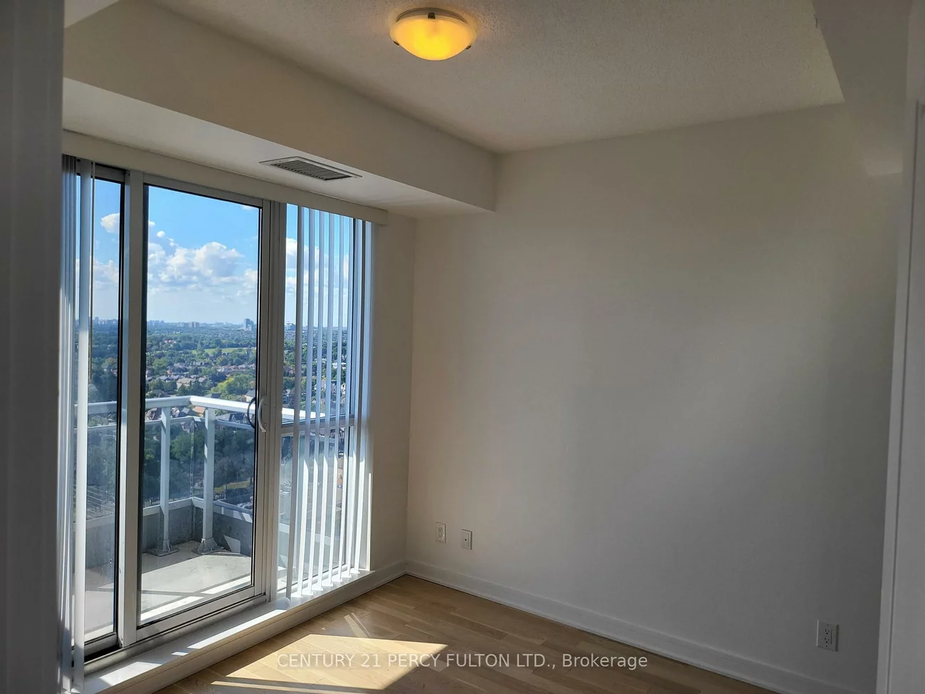 9201, Yonge, Langstaff, Richmond Hill