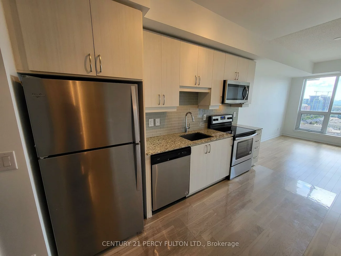 9201, Yonge, Langstaff, Richmond Hill