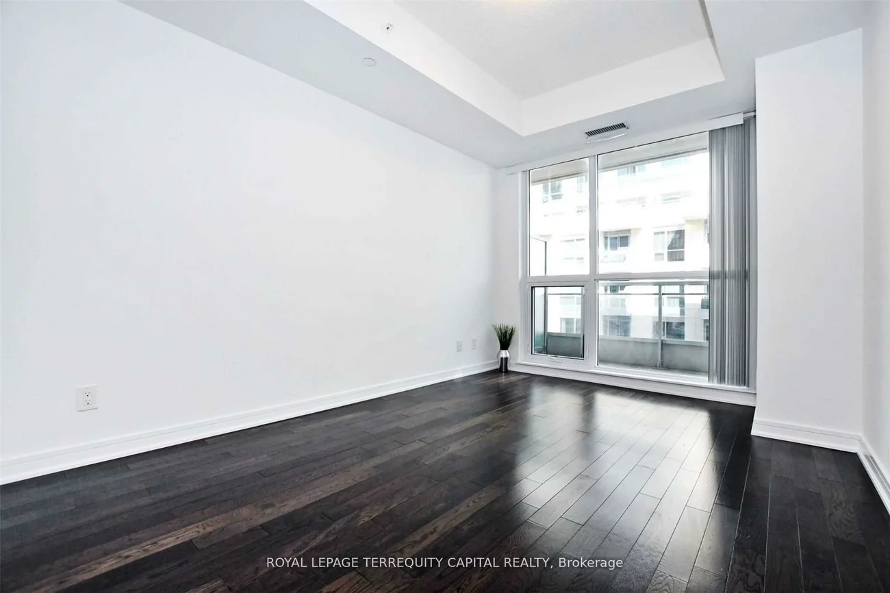9199, Yonge, Langstaff, Richmond Hill