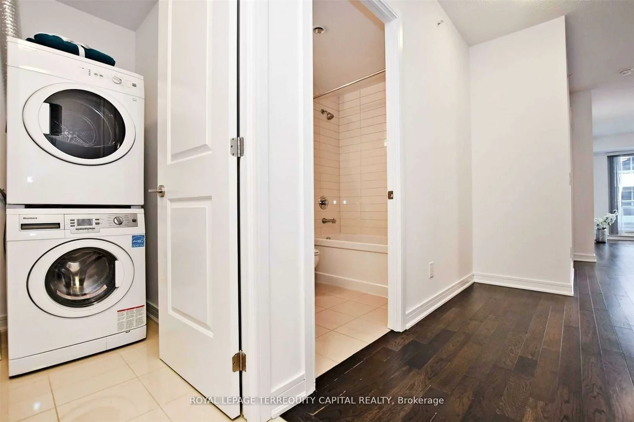 9199, Yonge, Langstaff, Richmond Hill