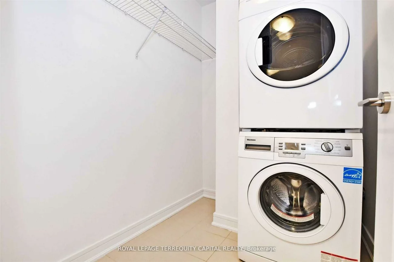 9199, Yonge, Langstaff, Richmond Hill