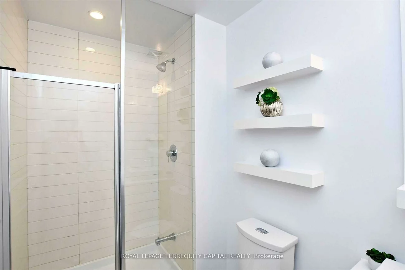9199, Yonge, Langstaff, Richmond Hill