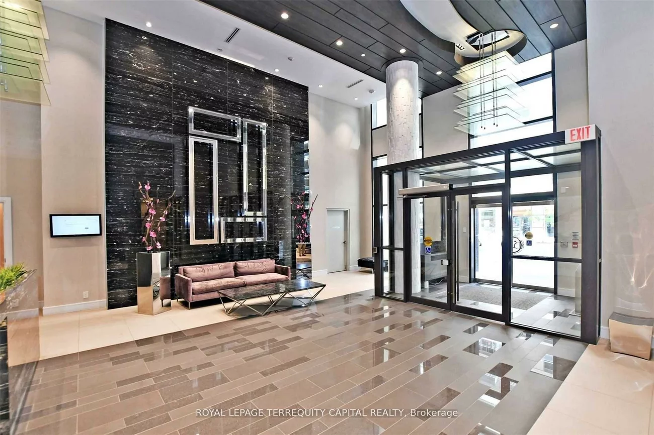 9199, Yonge, Langstaff, Richmond Hill
