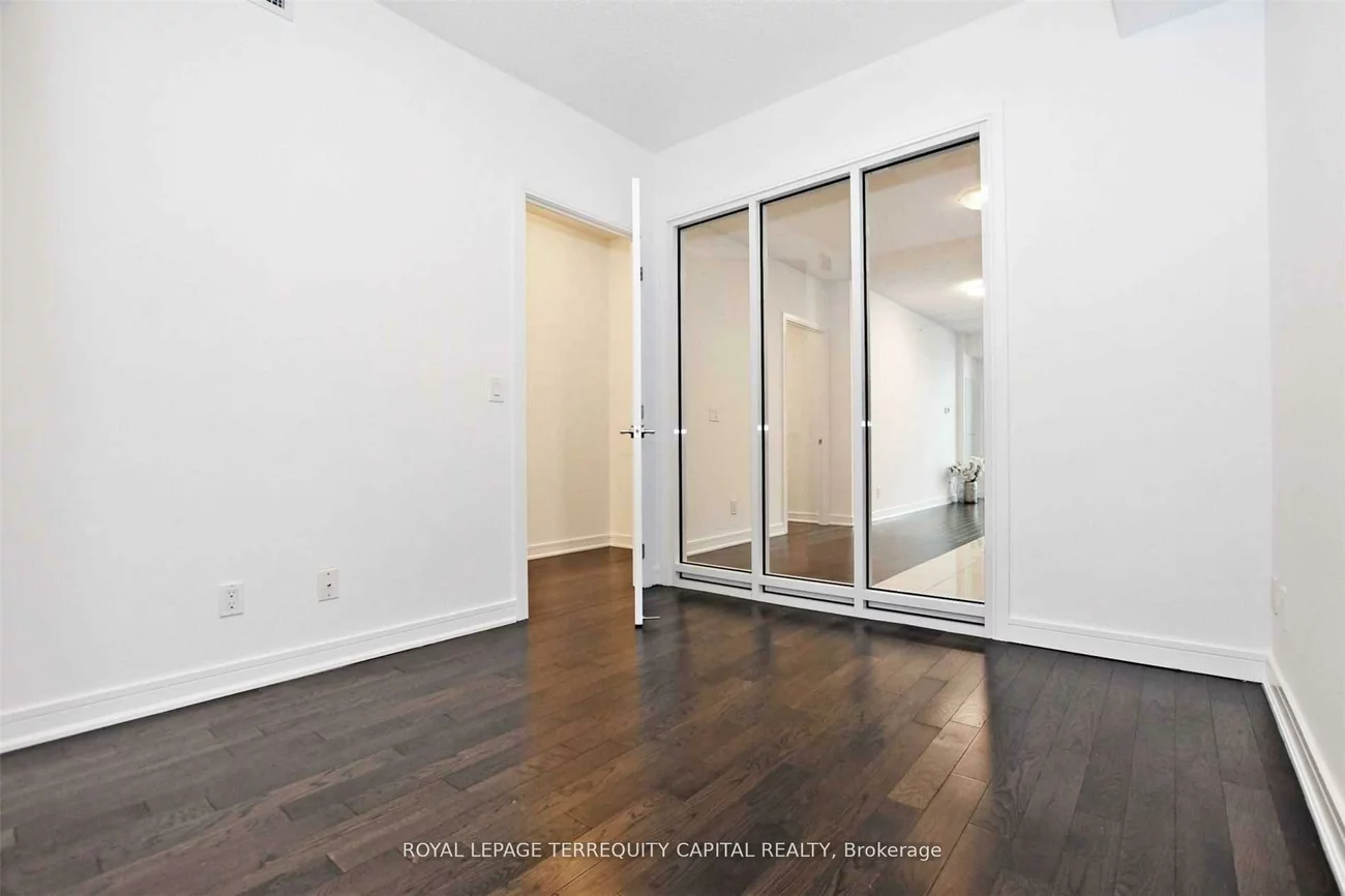 9199, Yonge, Langstaff, Richmond Hill