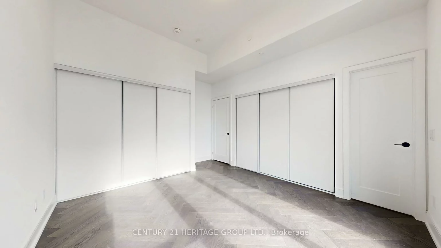 8888, Yonge, South Richvale, Richmond Hill