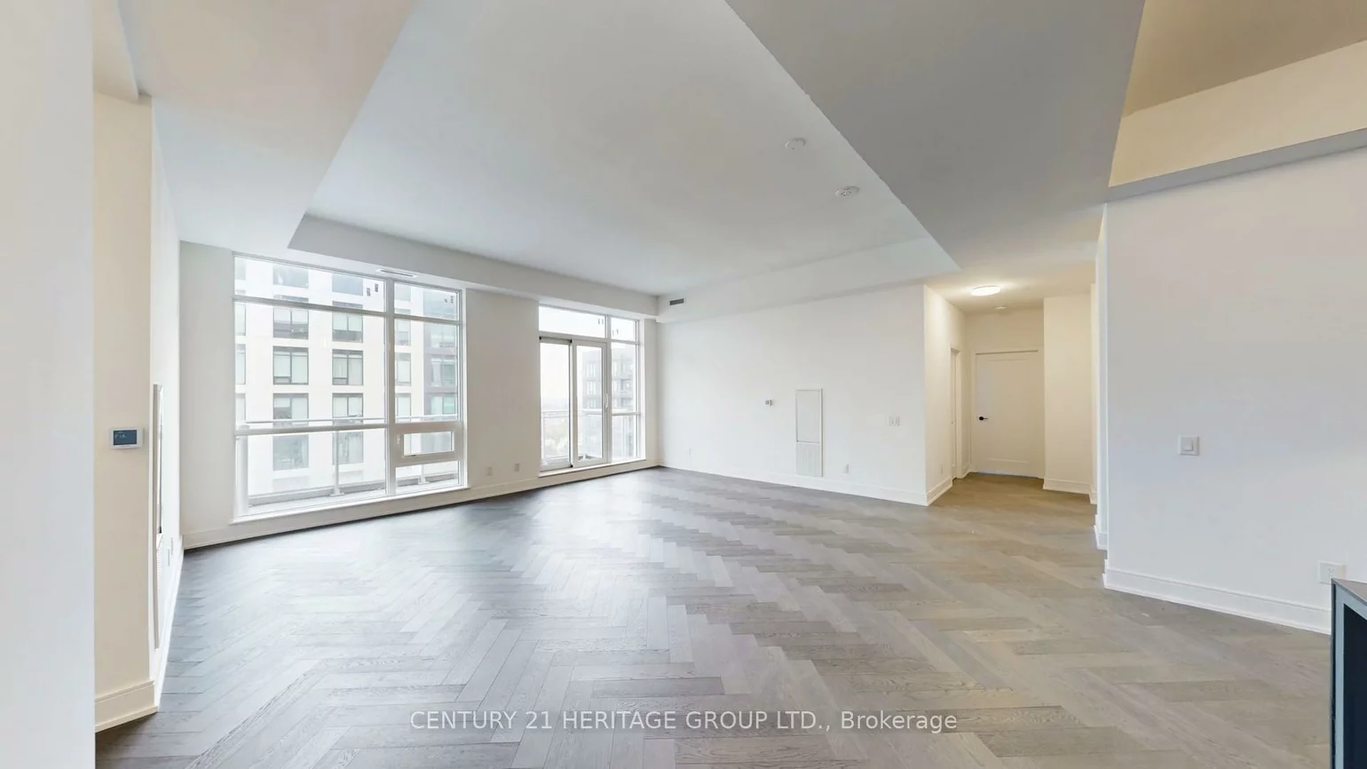 8888, Yonge, South Richvale, Richmond Hill