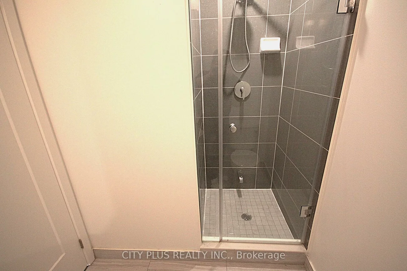 105, Oneida, Langstaff, Richmond Hill