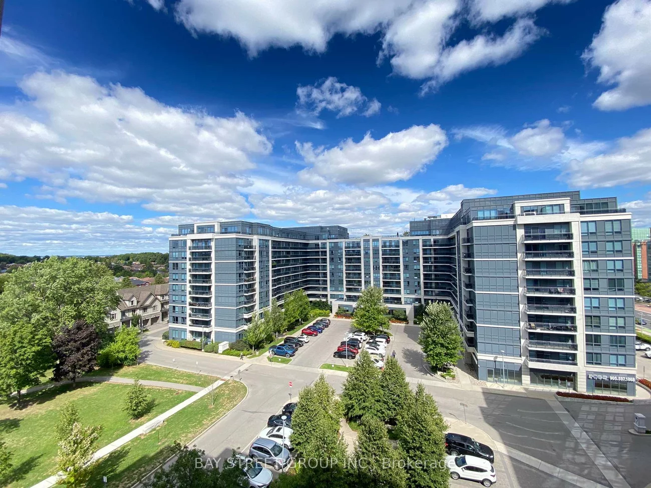 370, Highway 7 E, Doncrest, Richmond Hill