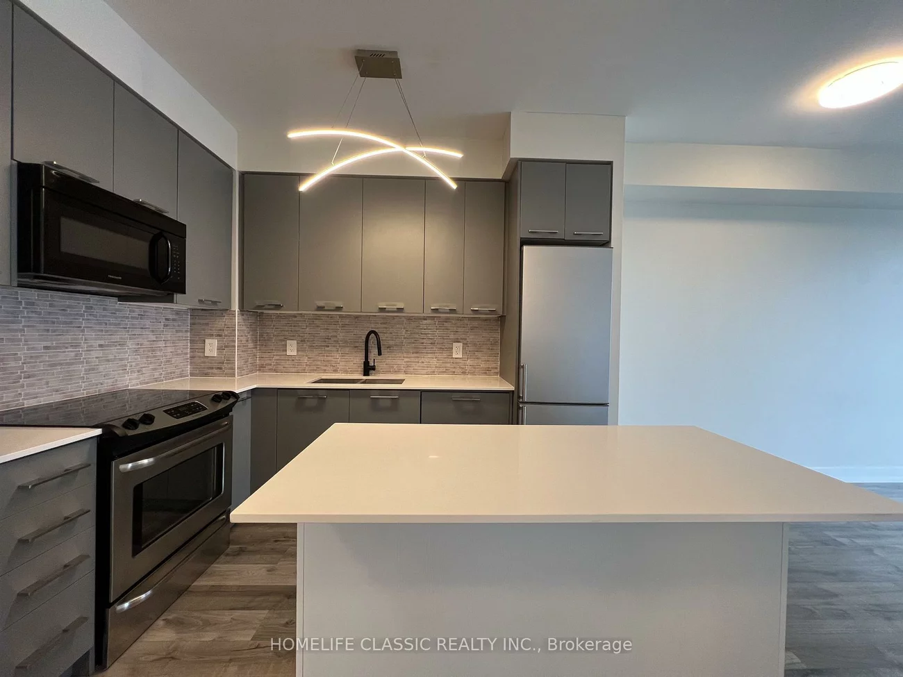 9471, Yonge, Observatory, Richmond Hill