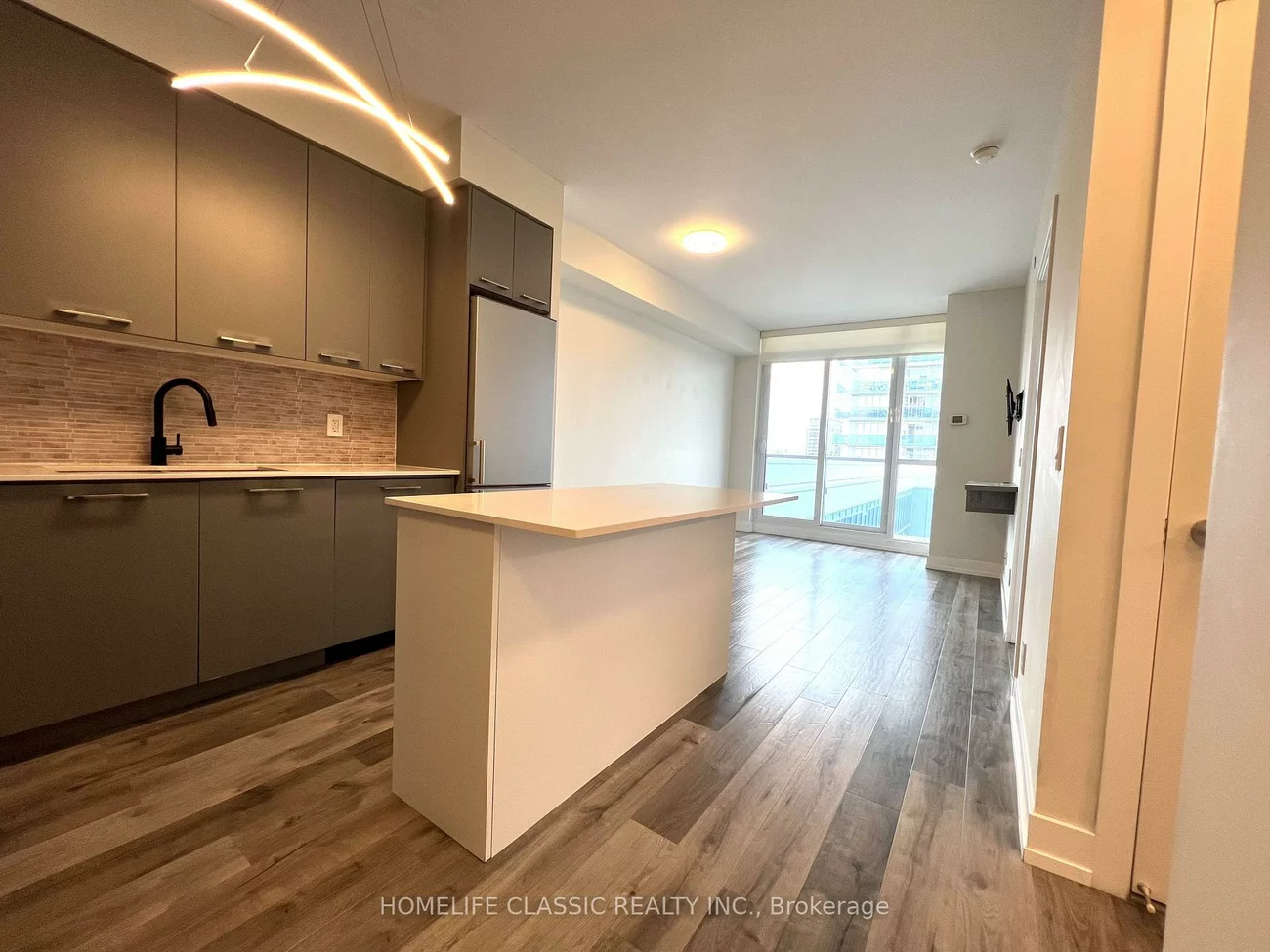 9471, Yonge, Observatory, Richmond Hill