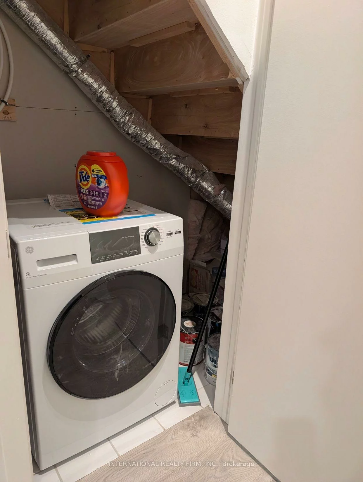 42, Genuine, Doncrest, Richmond Hill