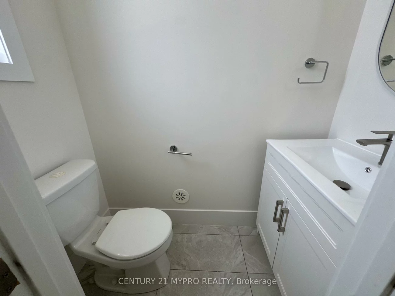 12, Ambler, Crosby, Richmond Hill