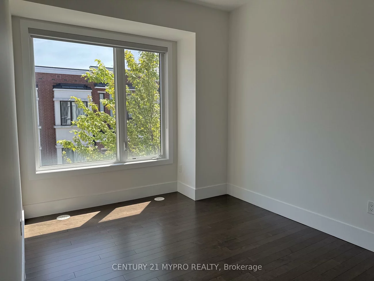 12, Ambler, Crosby, Richmond Hill