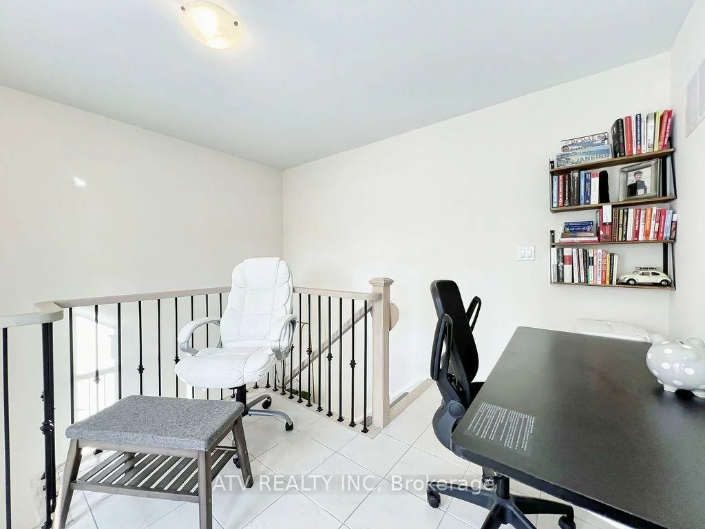 58, Elizabeth, Mill Pond, Richmond Hill
