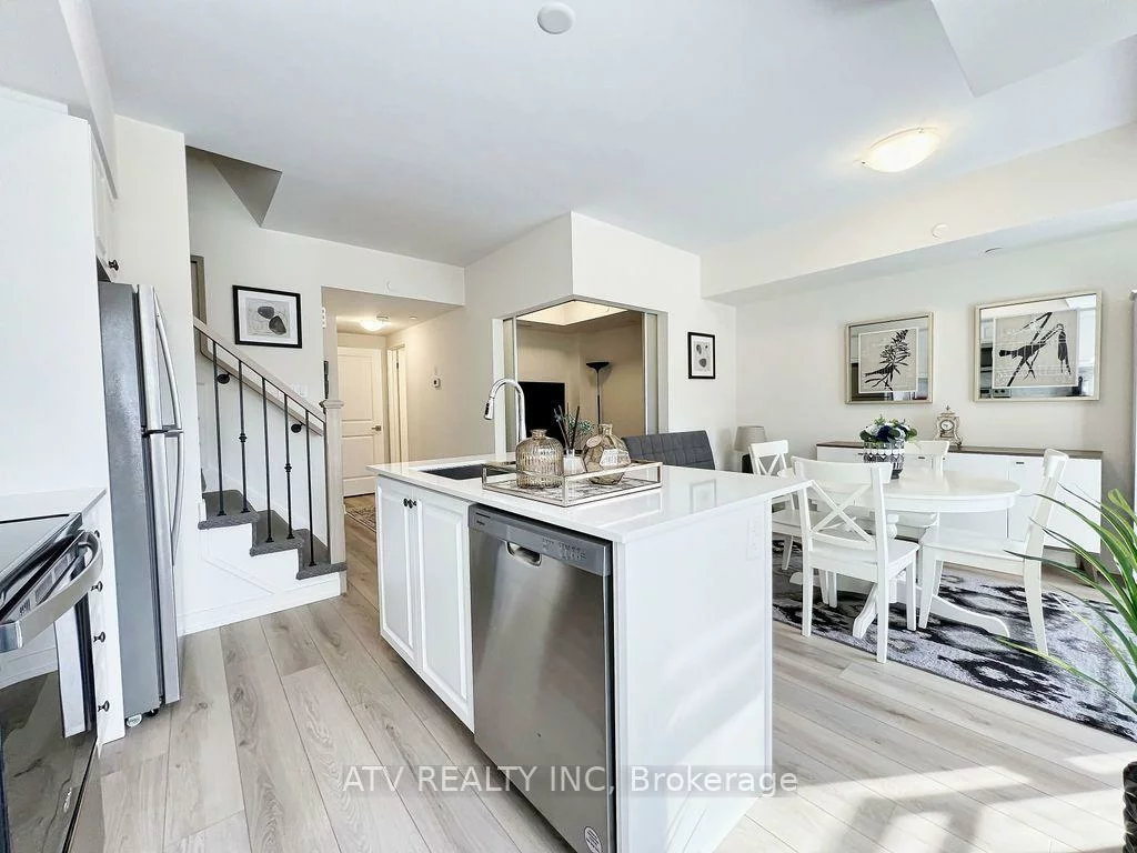58, Elizabeth, Mill Pond, Richmond Hill
