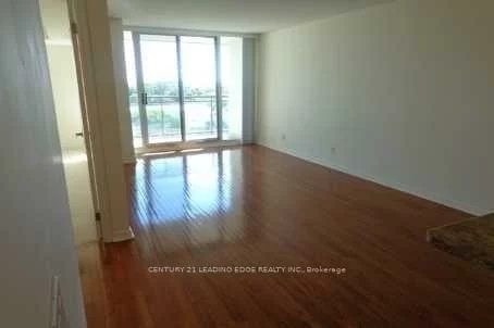 330, Red Maple, Langstaff, Richmond Hill