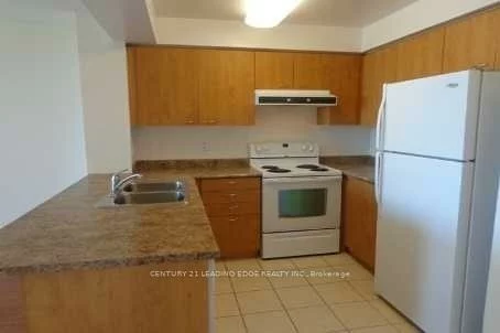 330, Red Maple, Langstaff, Richmond Hill