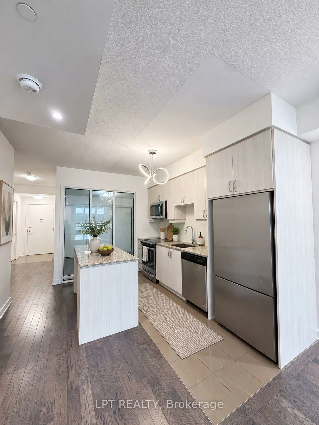 9191, Yonge, Langstaff, Richmond Hill