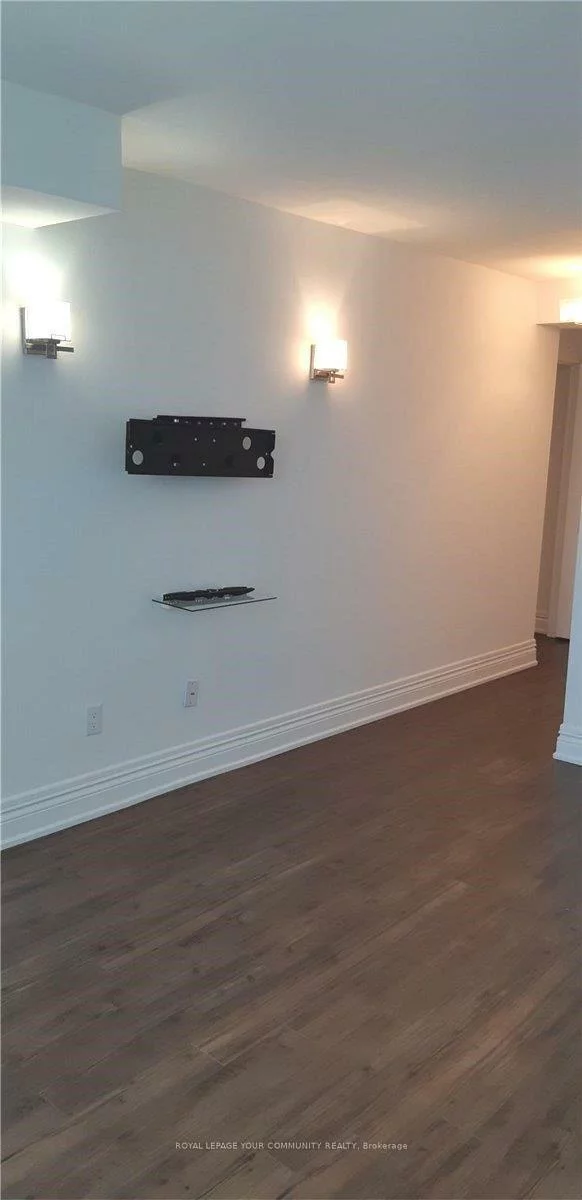 20, Harding, North Richvale, Richmond Hill