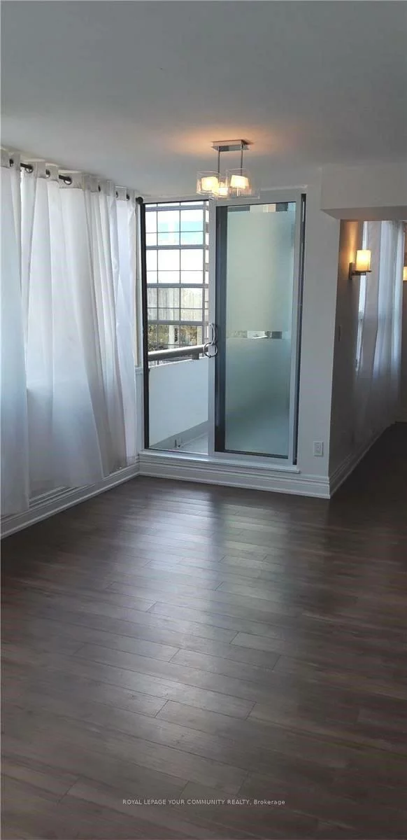 20, Harding, North Richvale, Richmond Hill