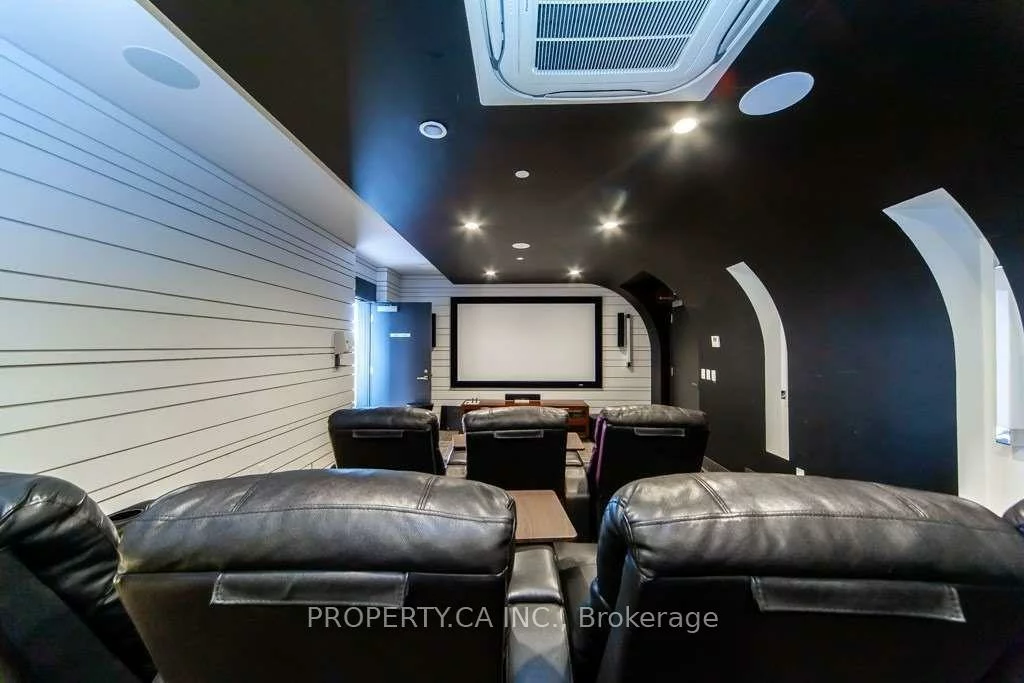 9471, Yonge, Observatory, Richmond Hill