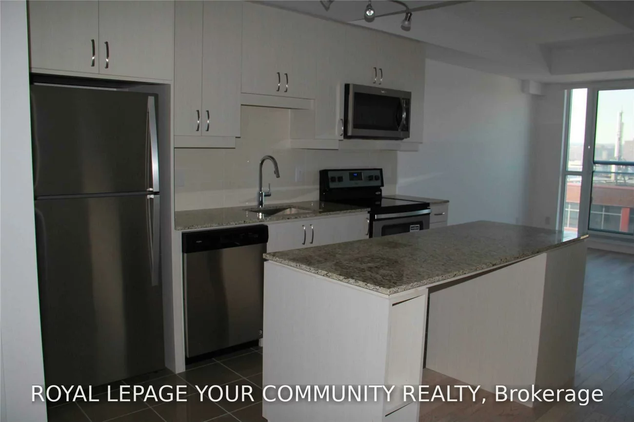 9201, Yonge, Langstaff, Richmond Hill