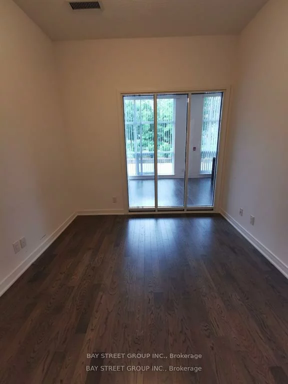 9191, yonge, Langstaff, Richmond Hill