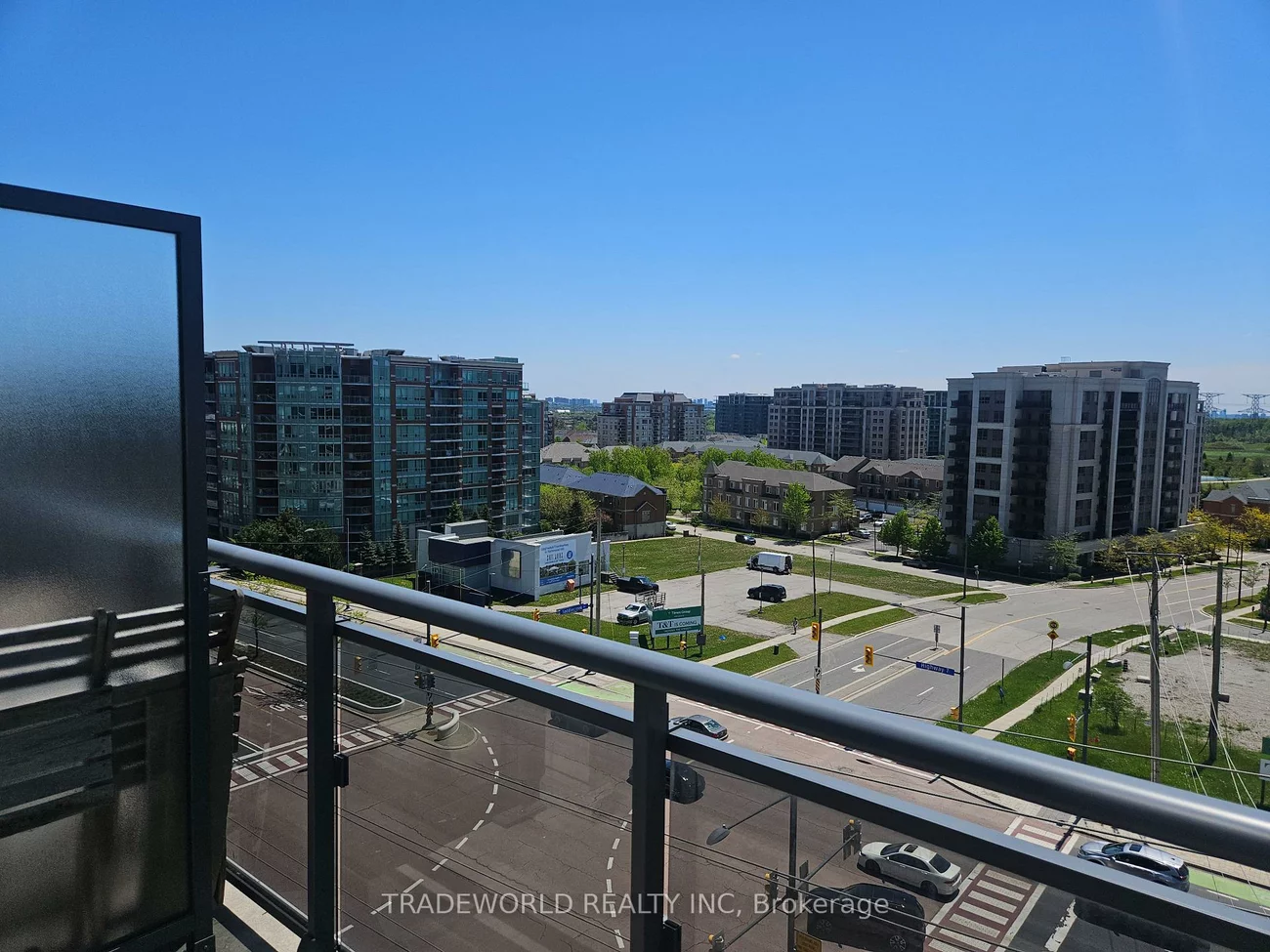 370, Highway 7, Doncrest, Richmond Hill