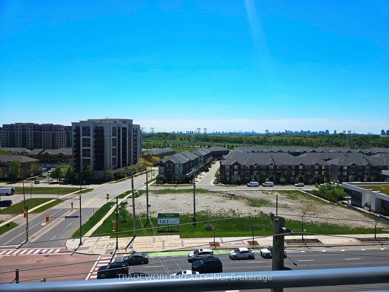 370, Highway 7, Doncrest, Richmond Hill