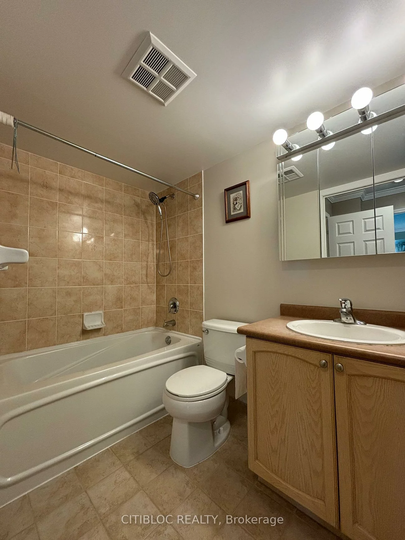 23, Oneida, Langstaff, Richmond Hill