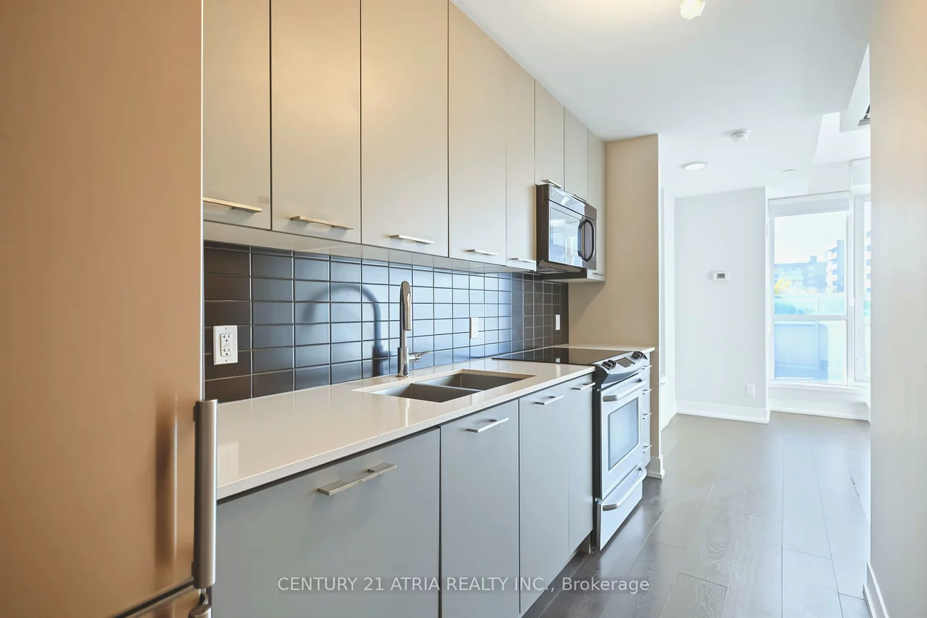 9471, Yonge, Observatory, Richmond Hill