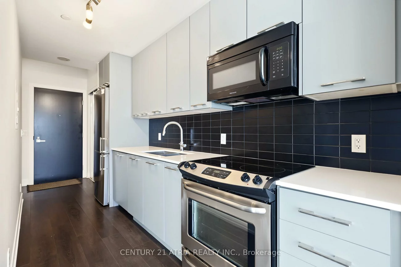 9471, Yonge, Observatory, Richmond Hill