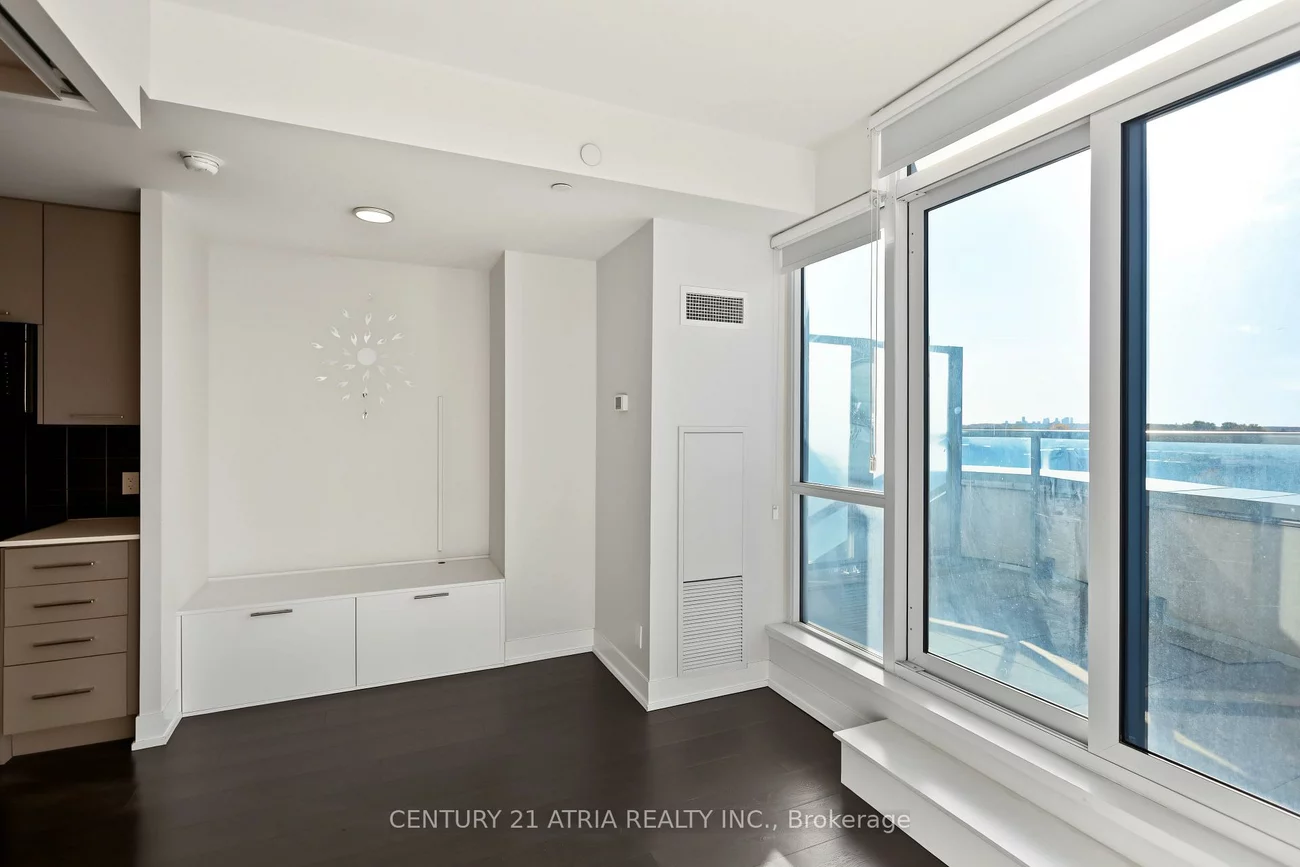 9471, Yonge, Observatory, Richmond Hill